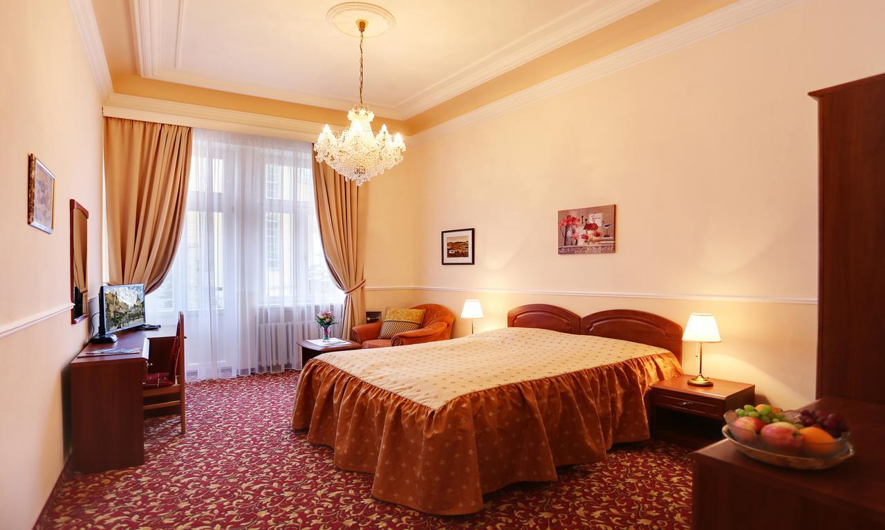 Spa Hotel Purkyne Karlovy Vary Kültér fotó